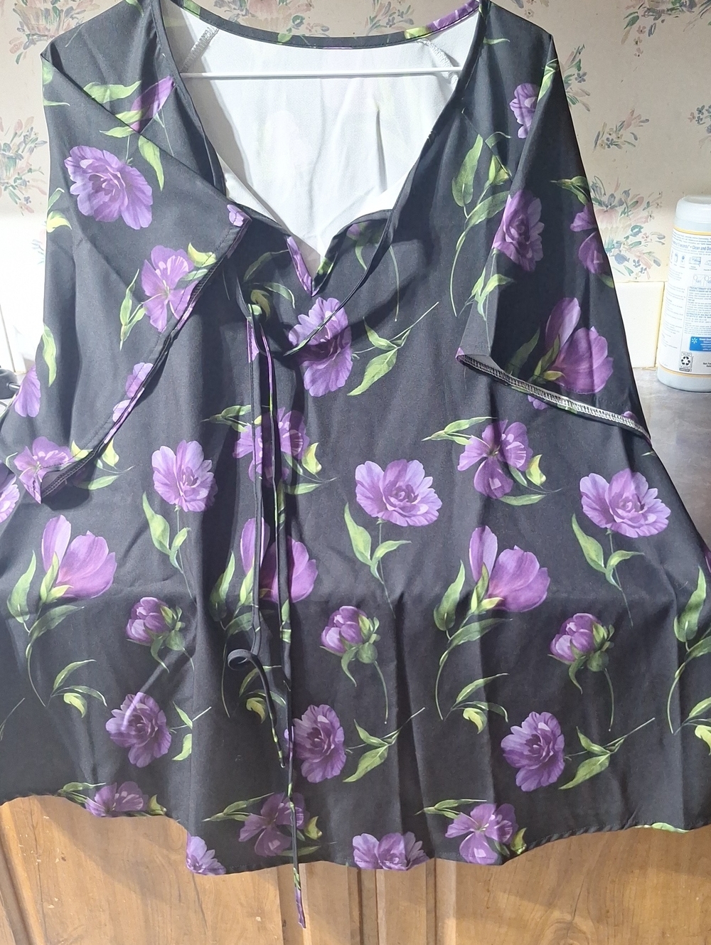 Source Unknown Black V-Neck Tunic with Purple Floral Print